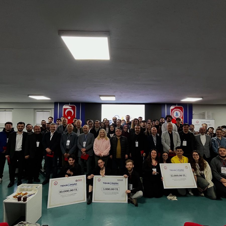 Startup Weekend 2025 Karaelmas Girişimcilik Yarışması'nın Ödül Töreni Gerçekleşti